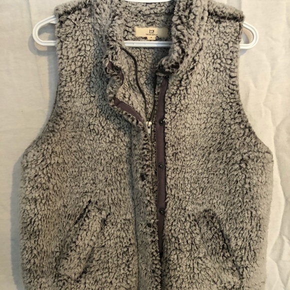 Thread + Supply Teddy Vest - Picture 1 of 1